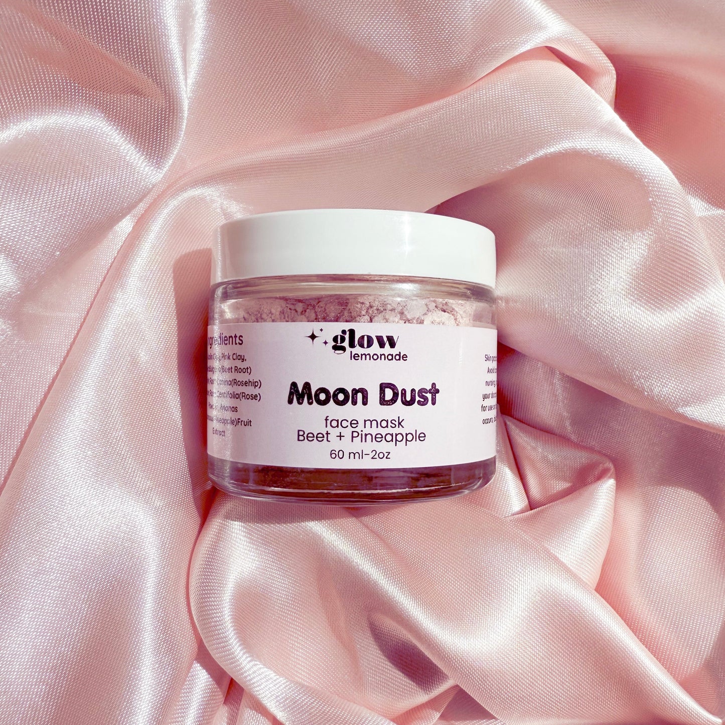 Refreshing face mask.Beet, Rosehip, Pineapple, Beet. The spa in your home.